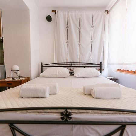 Petrichor Hotel Gjirokaster Bagian luar foto