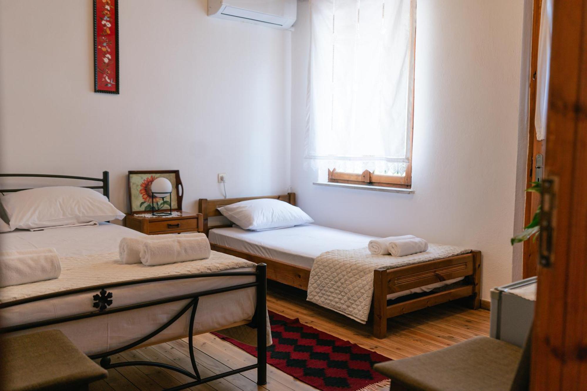 Petrichor Hotel Gjirokaster Bagian luar foto