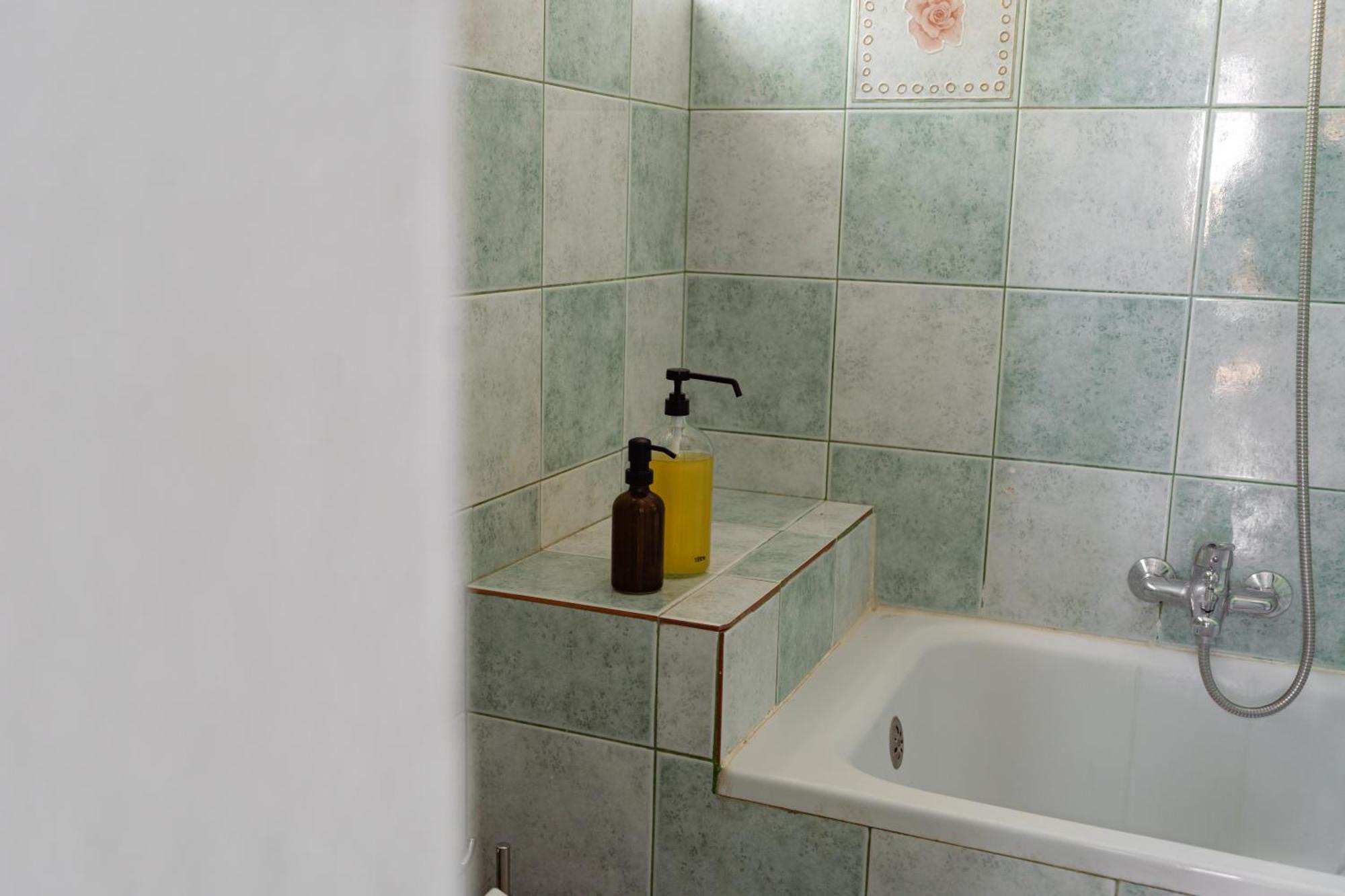 Petrichor Hotel Gjirokaster Bagian luar foto