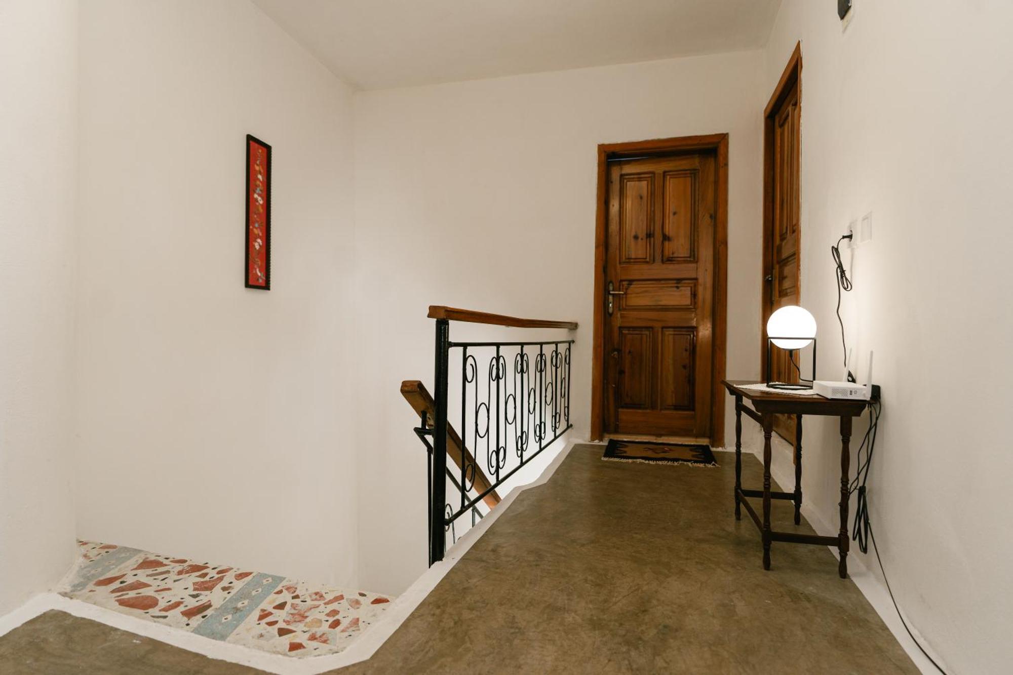 Petrichor Hotel Gjirokaster Bagian luar foto