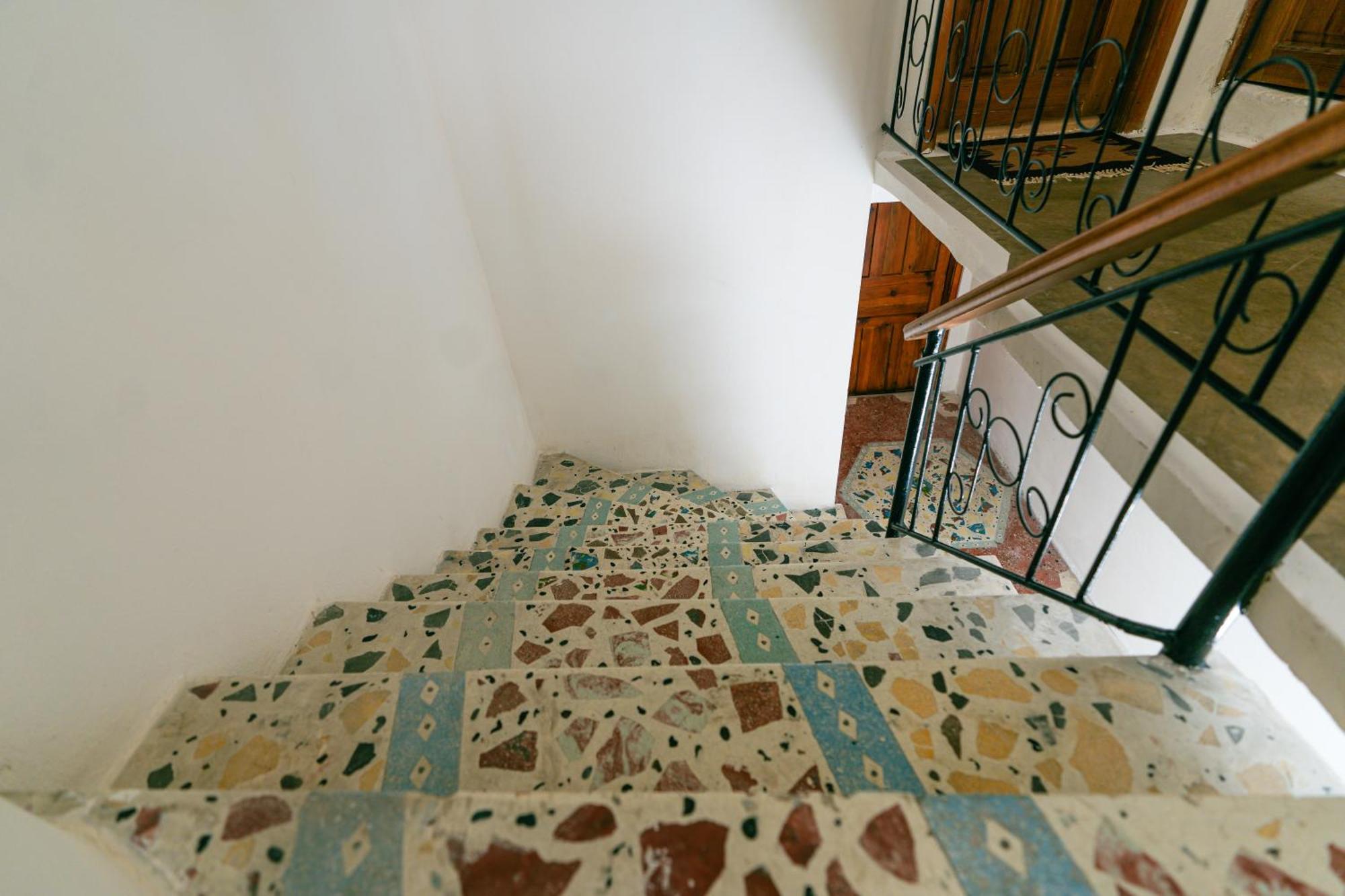 Petrichor Hotel Gjirokaster Bagian luar foto
